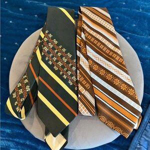 Men's 70’s Brown & Green Patterned Wide Neckties- Set of 2